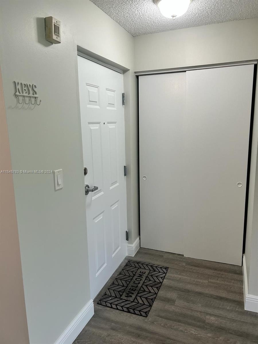 10101 W Sunrise Blvd 206, Plantation, Florida 33322, 2 Bedrooms Bedrooms, ,2 BathroomsBathrooms,Residentiallease,For Rent,10101 W Sunrise Blvd 206,A11545783