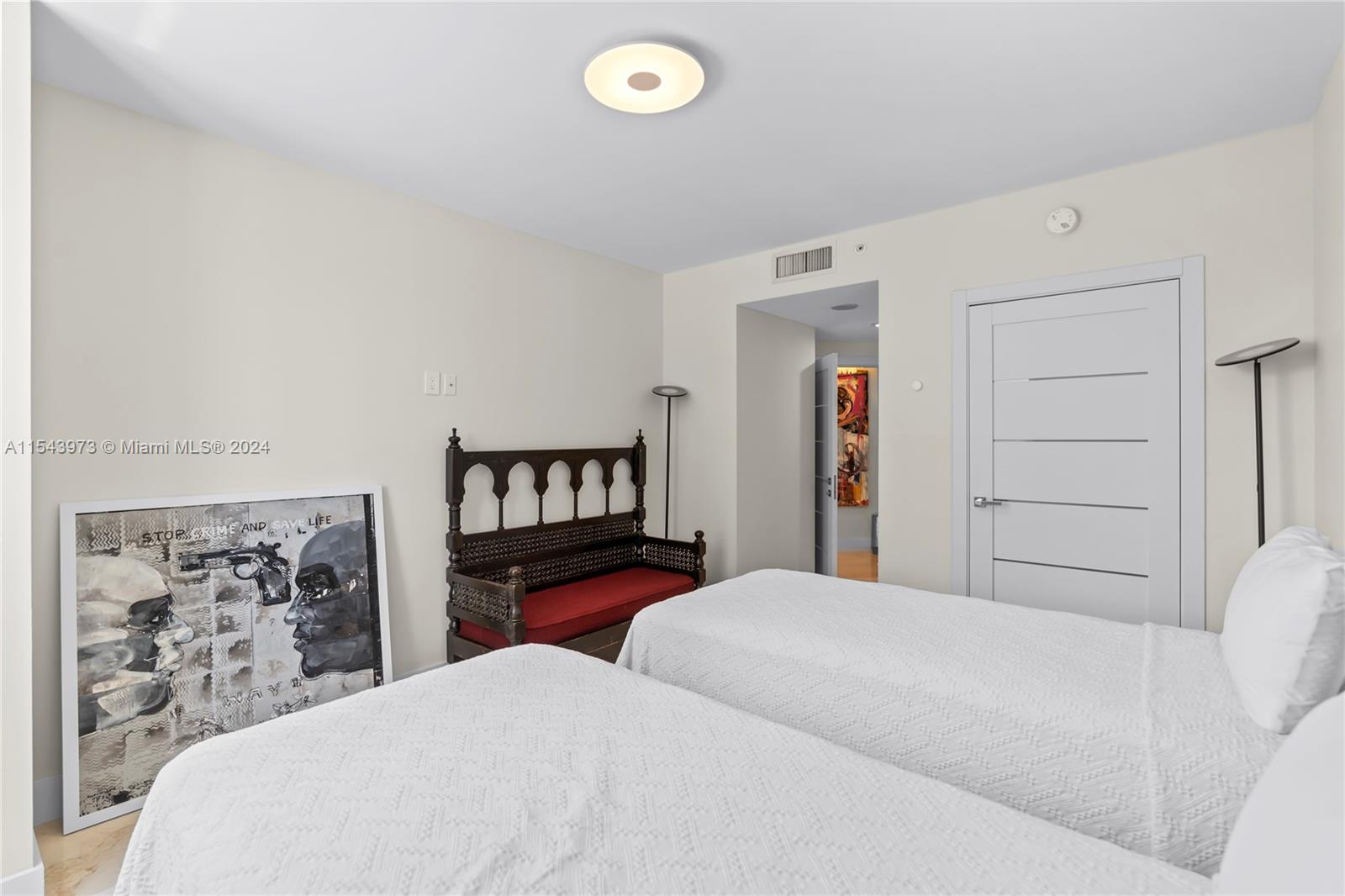 4779 Collins Ave 505, Miami Beach, Florida 33140, 2 Bedrooms Bedrooms, ,2 BathroomsBathrooms,Residentiallease,For Rent,4779 Collins Ave 505,A11543973