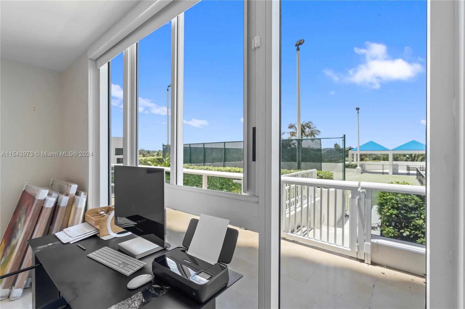4779 Collins Ave 505, Miami Beach, Florida 33140, 2 Bedrooms Bedrooms, ,2 BathroomsBathrooms,Residentiallease,For Rent,4779 Collins Ave 505,A11543973