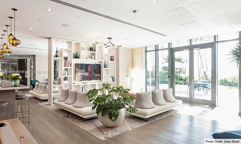 650 NE 32nd St 2406, Miami, Florida 33137, 2 Bedrooms Bedrooms, ,2 BathroomsBathrooms,Residentiallease,For Rent,650 NE 32nd St 2406,A11545803