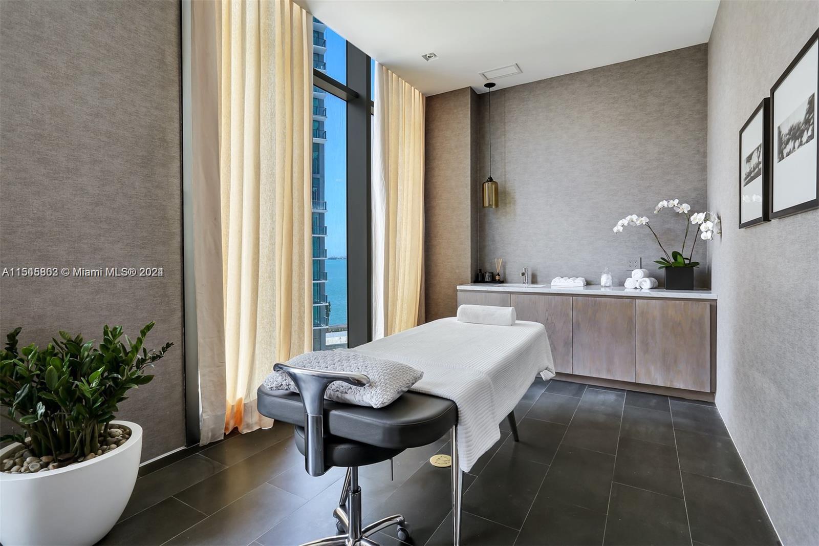 650 NE 32nd St 2406, Miami, Florida 33137, 2 Bedrooms Bedrooms, ,2 BathroomsBathrooms,Residentiallease,For Rent,650 NE 32nd St 2406,A11545803