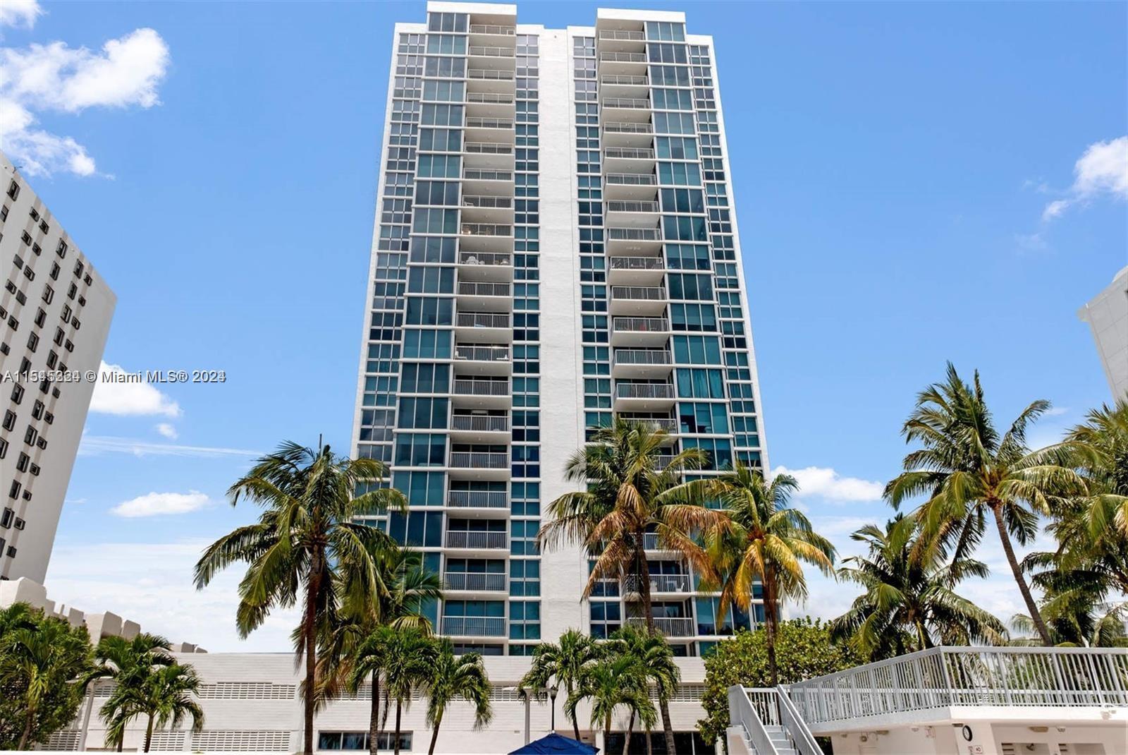 2655 Collins Ave PH2512, Miami Beach, Florida 33140, 2 Bedrooms Bedrooms, ,2 BathroomsBathrooms,Residential,For Sale,2655 Collins Ave PH2512,A11545324