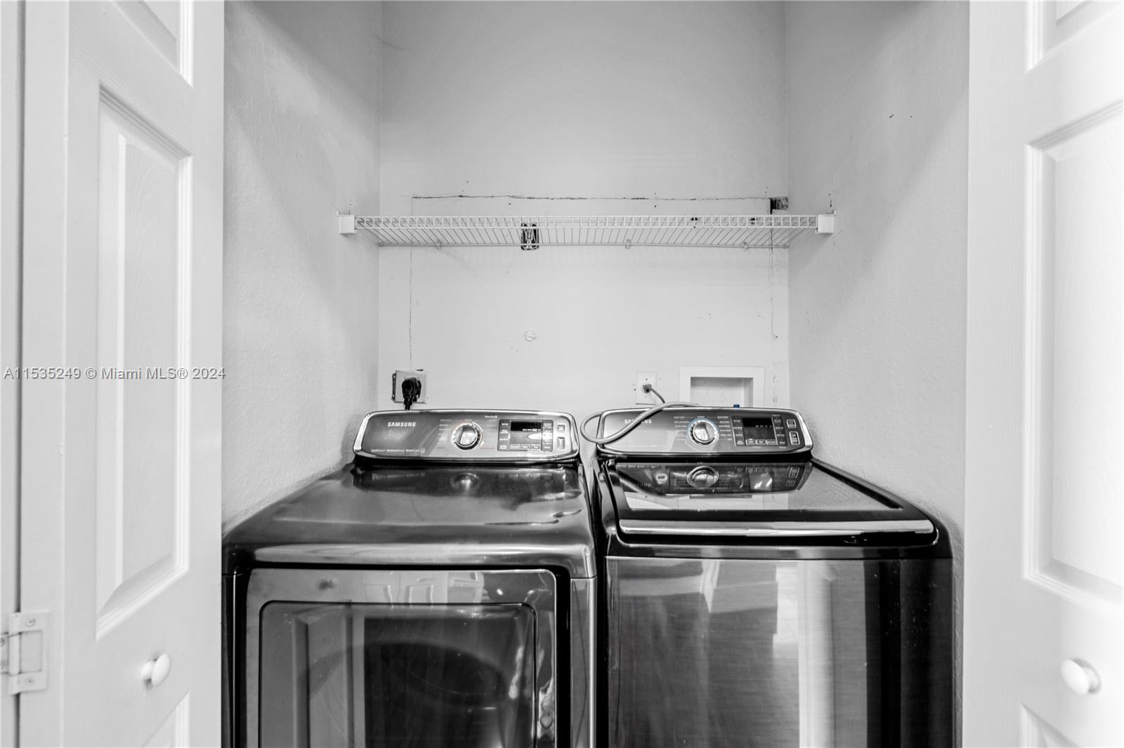 2895 NE 1st Dr, Homestead, Florida 33033, 4 Bedrooms Bedrooms, ,3 BathroomsBathrooms,Residential,For Sale,2895 NE 1st Dr,A11535249