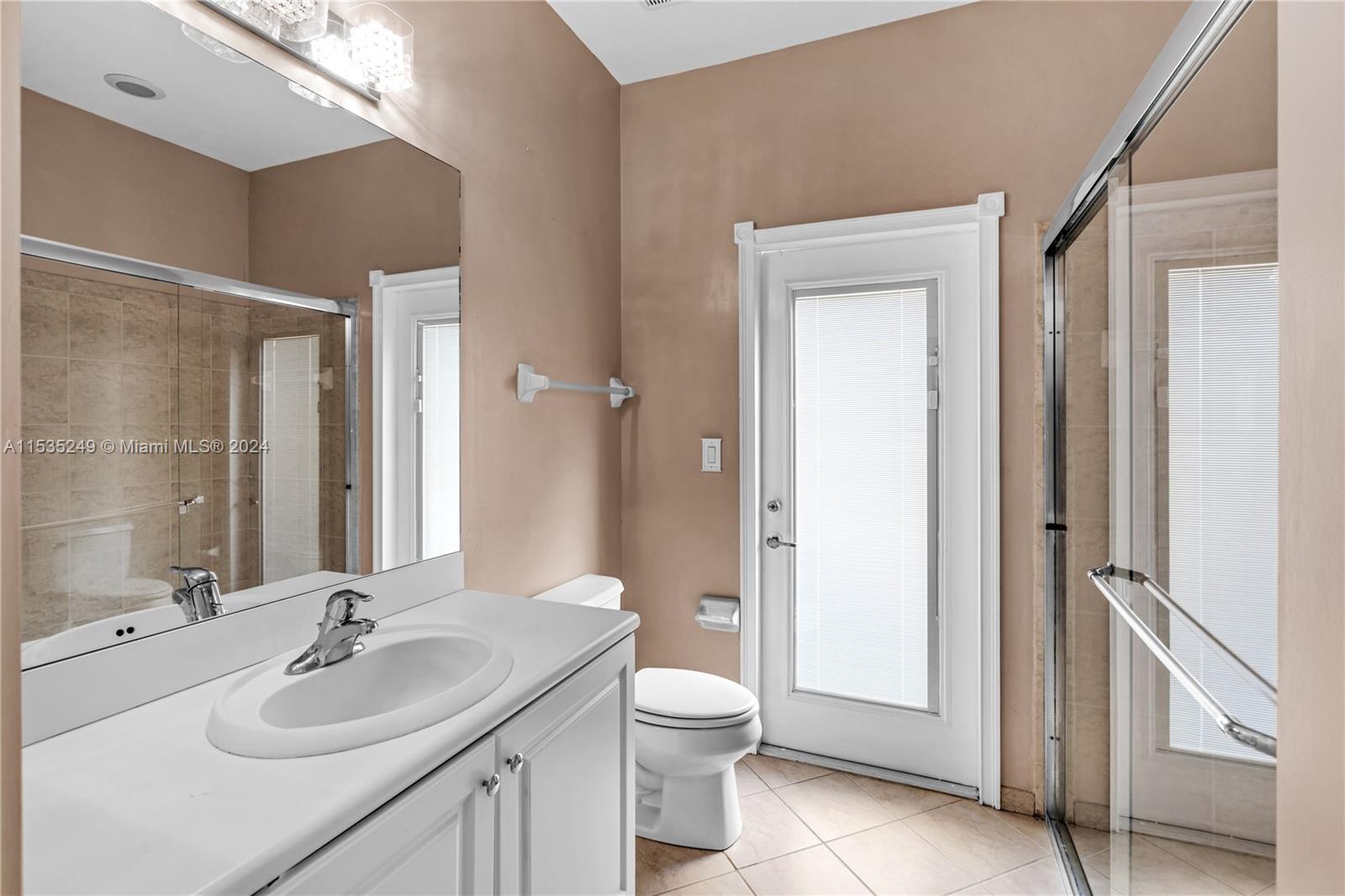 2895 NE 1st Dr, Homestead, Florida 33033, 4 Bedrooms Bedrooms, ,3 BathroomsBathrooms,Residential,For Sale,2895 NE 1st Dr,A11535249