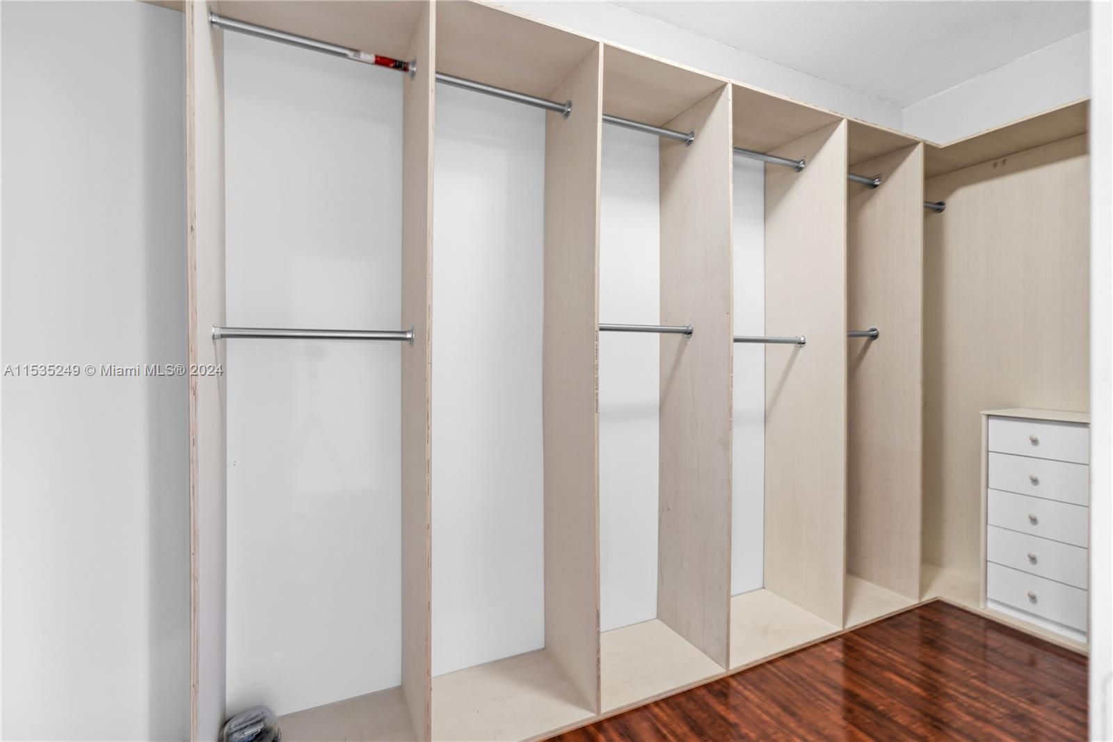 2895 NE 1st Dr, Homestead, Florida 33033, 4 Bedrooms Bedrooms, ,3 BathroomsBathrooms,Residential,For Sale,2895 NE 1st Dr,A11535249