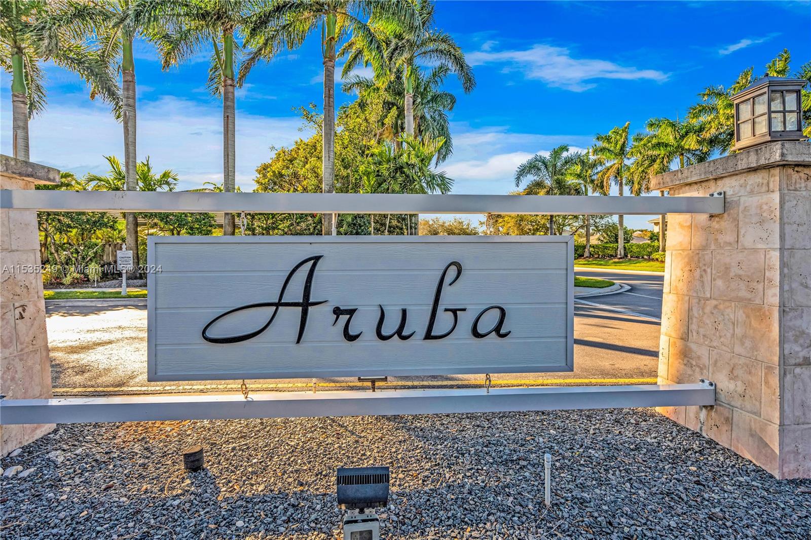 2895 NE 1st Dr, Homestead, Florida 33033, 4 Bedrooms Bedrooms, ,3 BathroomsBathrooms,Residential,For Sale,2895 NE 1st Dr,A11535249