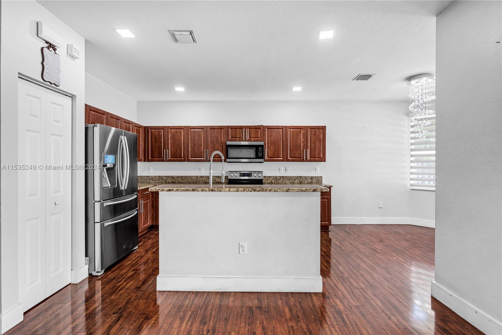 2895 NE 1st Dr, Homestead, Florida 33033, 4 Bedrooms Bedrooms, ,3 BathroomsBathrooms,Residential,For Sale,2895 NE 1st Dr,A11535249