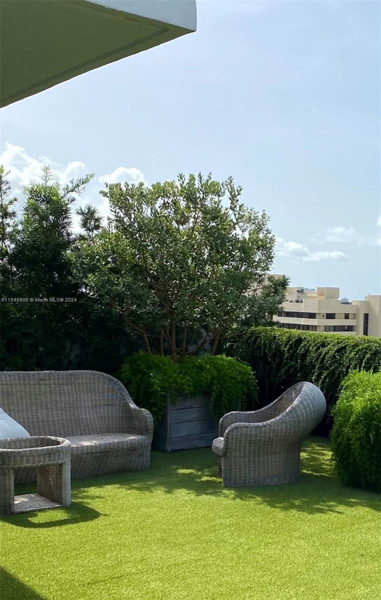 720 Coral Way PH14P, Coral Gables, Florida 33134, 1 Bedroom Bedrooms, ,1 BathroomBathrooms,Residential,For Sale,720 Coral Way PH14P,A11545800