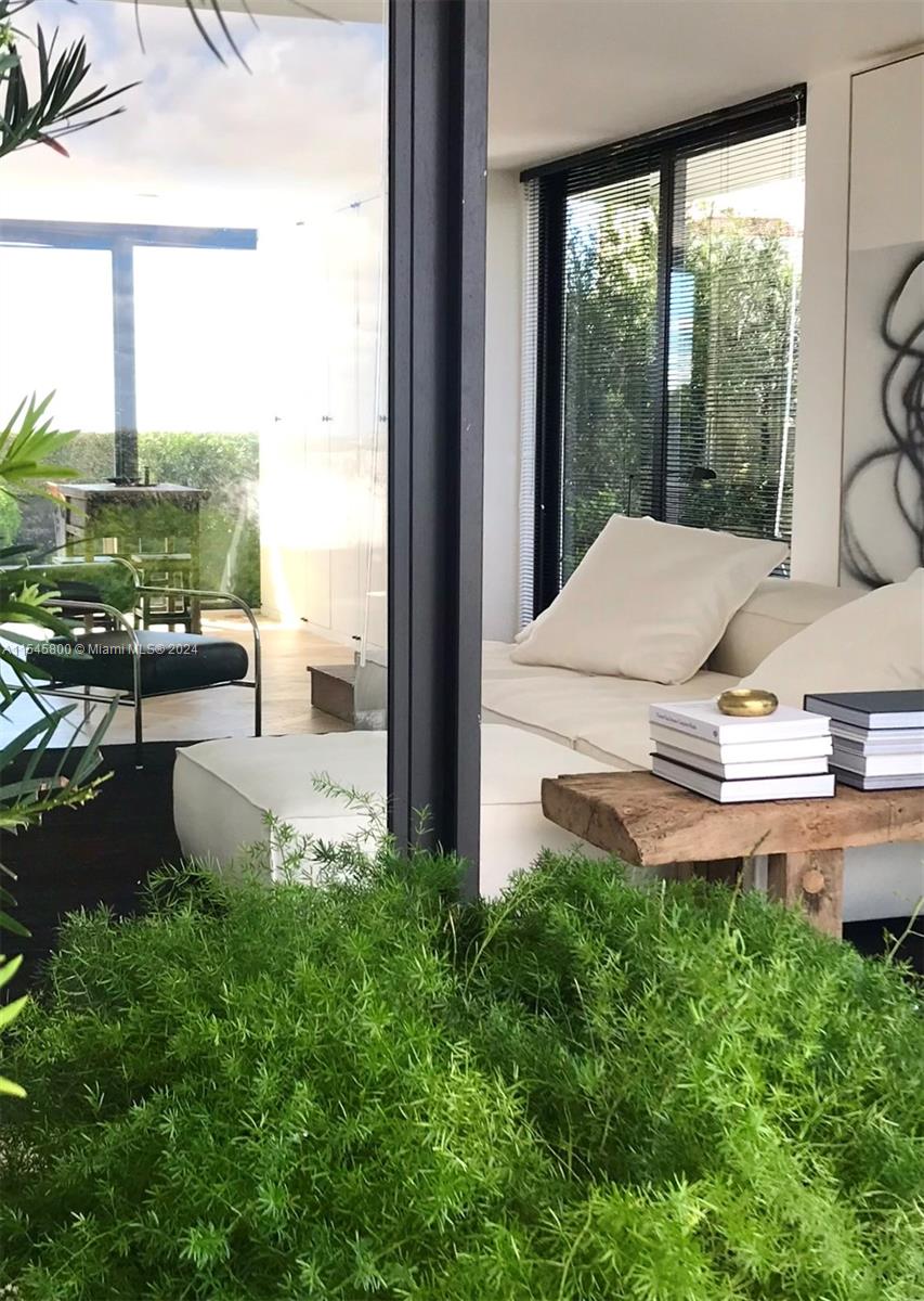 720 Coral Way PH14P, Coral Gables, Florida 33134, 1 Bedroom Bedrooms, ,1 BathroomBathrooms,Residential,For Sale,720 Coral Way PH14P,A11545800