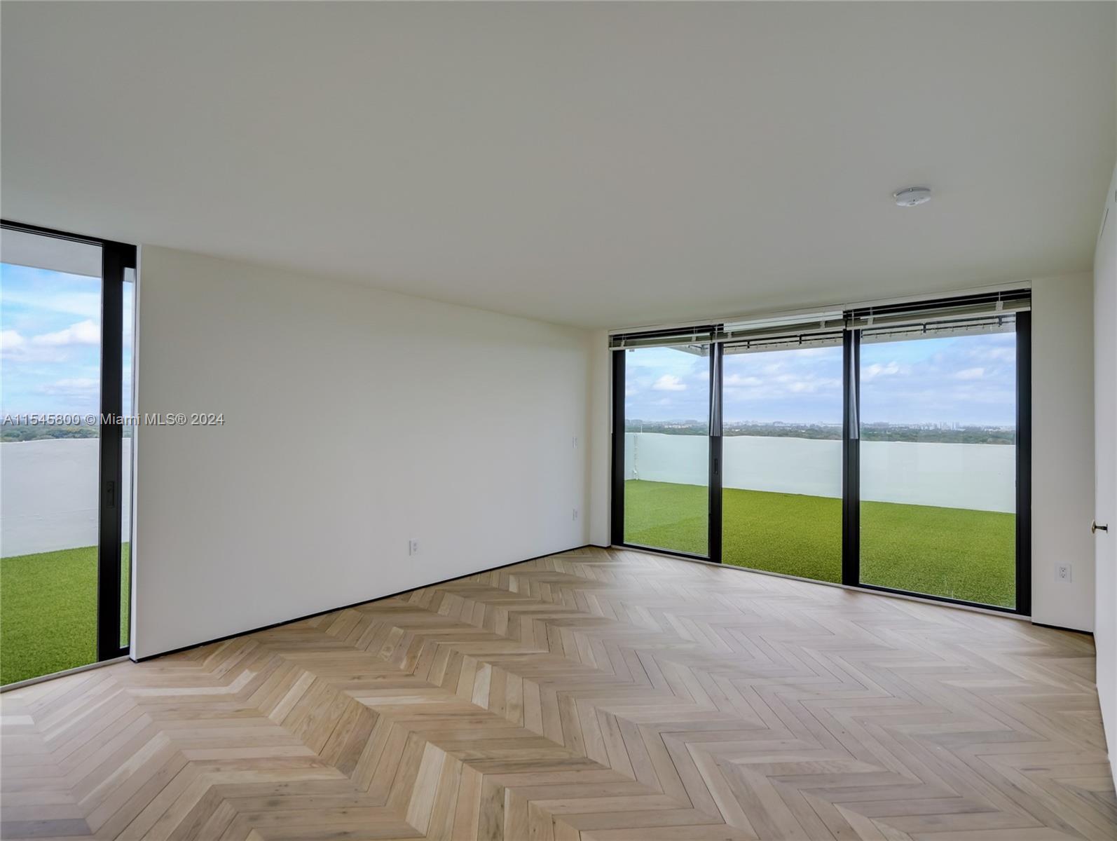 720 Coral Way PH14P, Coral Gables, Florida 33134, 1 Bedroom Bedrooms, ,1 BathroomBathrooms,Residential,For Sale,720 Coral Way PH14P,A11545800