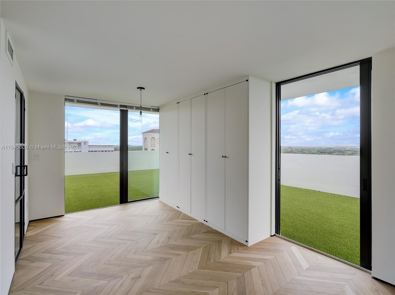 720 Coral Way PH14P, Coral Gables, Florida 33134, 1 Bedroom Bedrooms, ,1 BathroomBathrooms,Residential,For Sale,720 Coral Way PH14P,A11545800