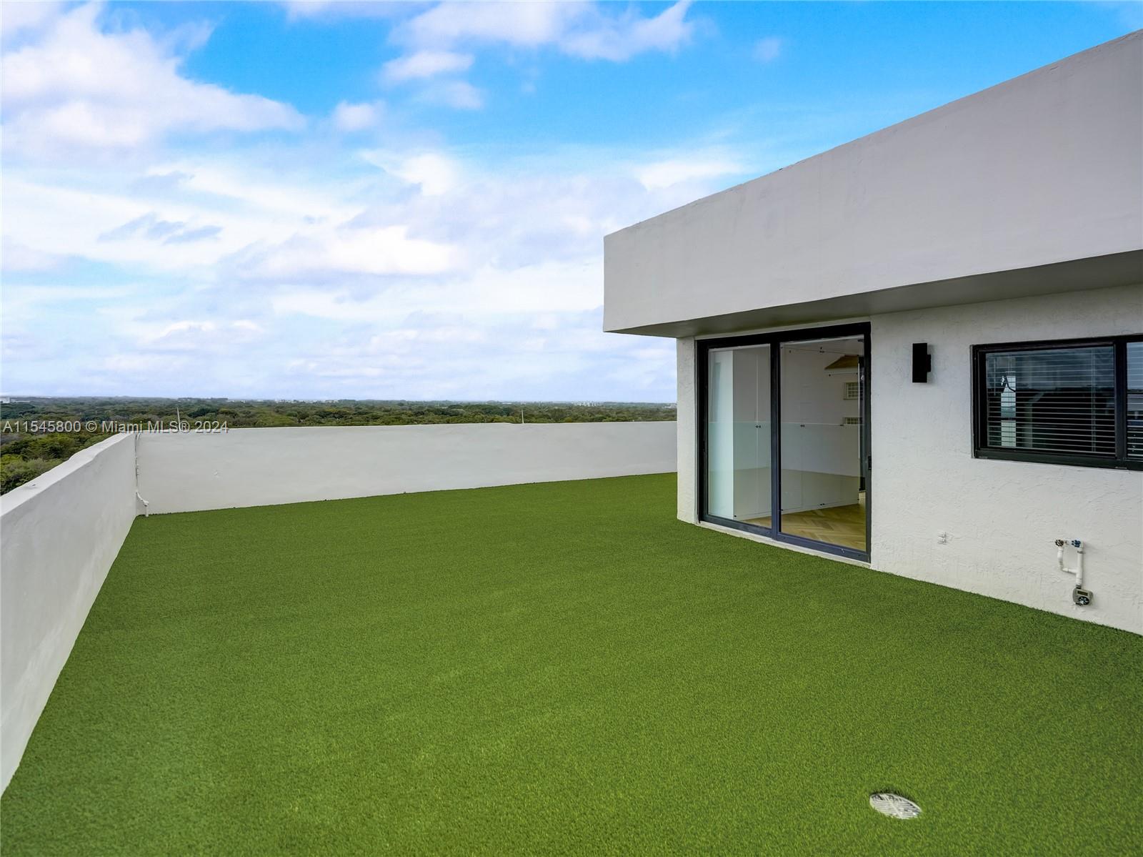 720 Coral Way PH14P, Coral Gables, Florida 33134, 1 Bedroom Bedrooms, ,1 BathroomBathrooms,Residential,For Sale,720 Coral Way PH14P,A11545800