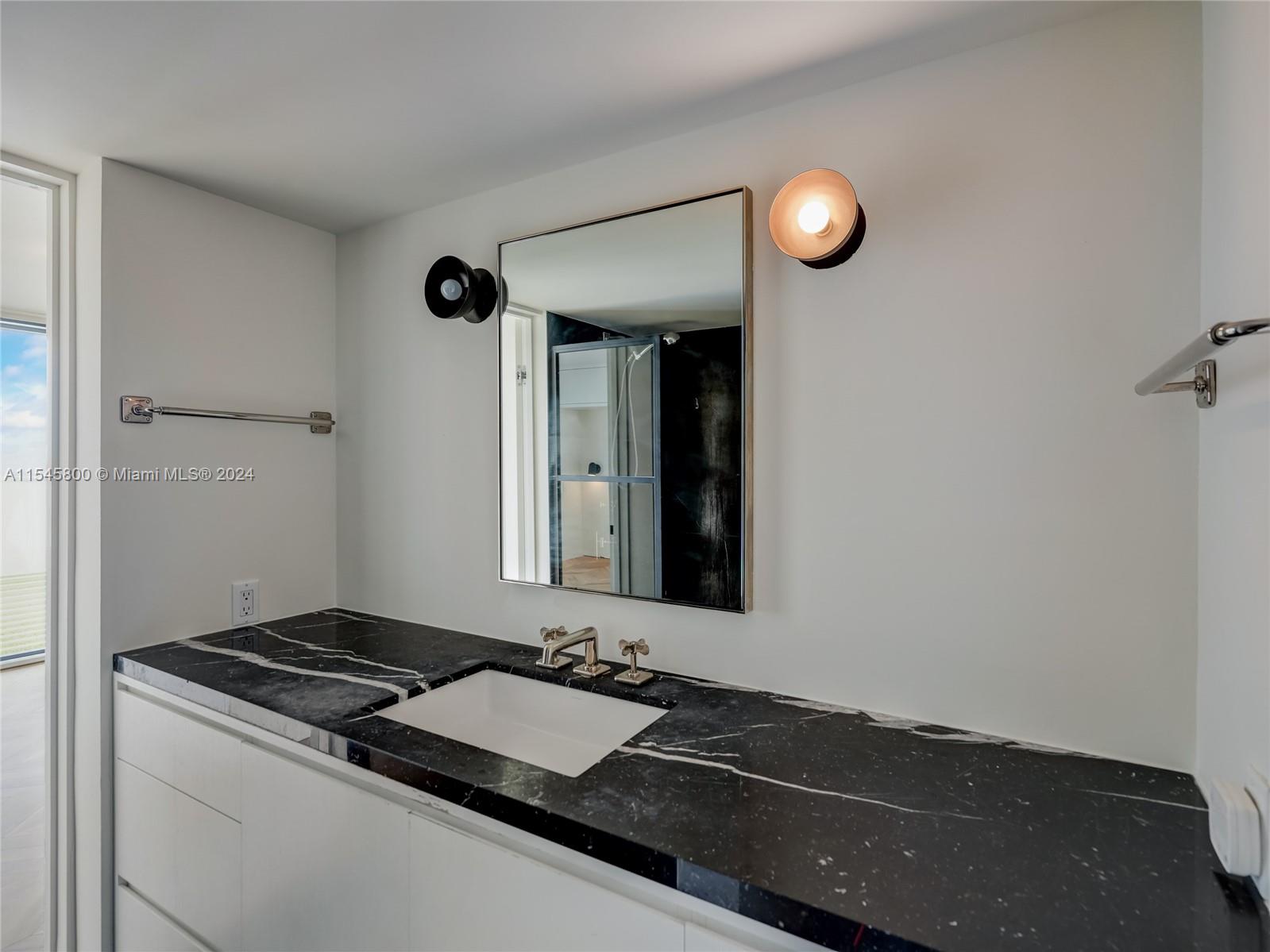 720 Coral Way PH14P, Coral Gables, Florida 33134, 1 Bedroom Bedrooms, ,1 BathroomBathrooms,Residential,For Sale,720 Coral Way PH14P,A11545800