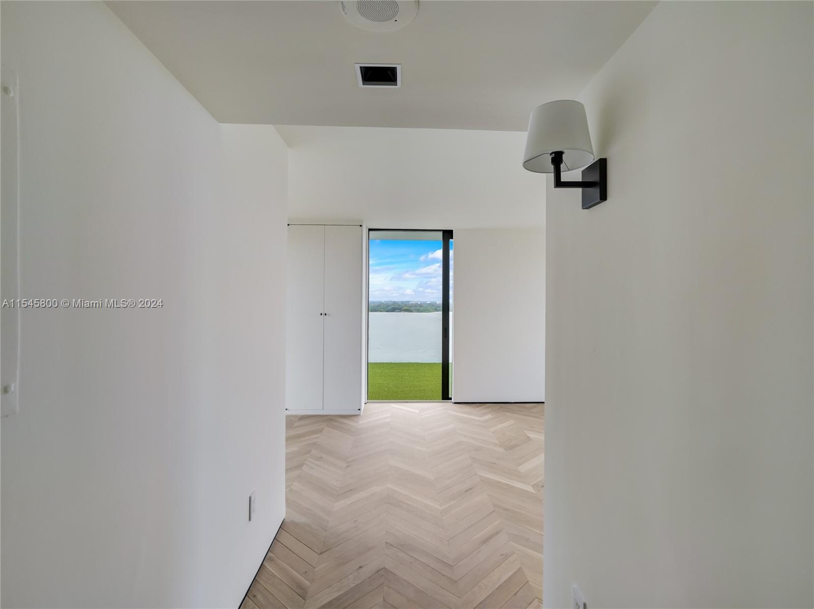 720 Coral Way PH14P, Coral Gables, Florida 33134, 1 Bedroom Bedrooms, ,1 BathroomBathrooms,Residential,For Sale,720 Coral Way PH14P,A11545800
