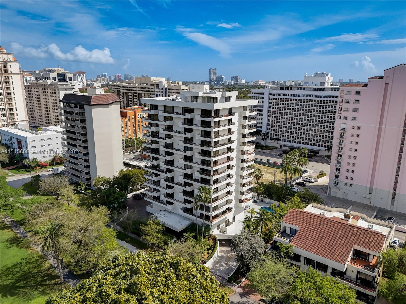 720 Coral Way PH14P, Coral Gables, Florida 33134, 1 Bedroom Bedrooms, ,1 BathroomBathrooms,Residential,For Sale,720 Coral Way PH14P,A11545800