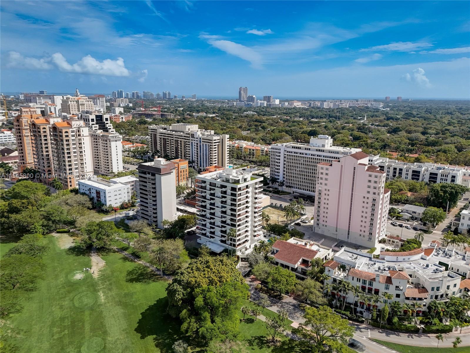 720 Coral Way PH14P, Coral Gables, Florida 33134, 1 Bedroom Bedrooms, ,1 BathroomBathrooms,Residential,For Sale,720 Coral Way PH14P,A11545800