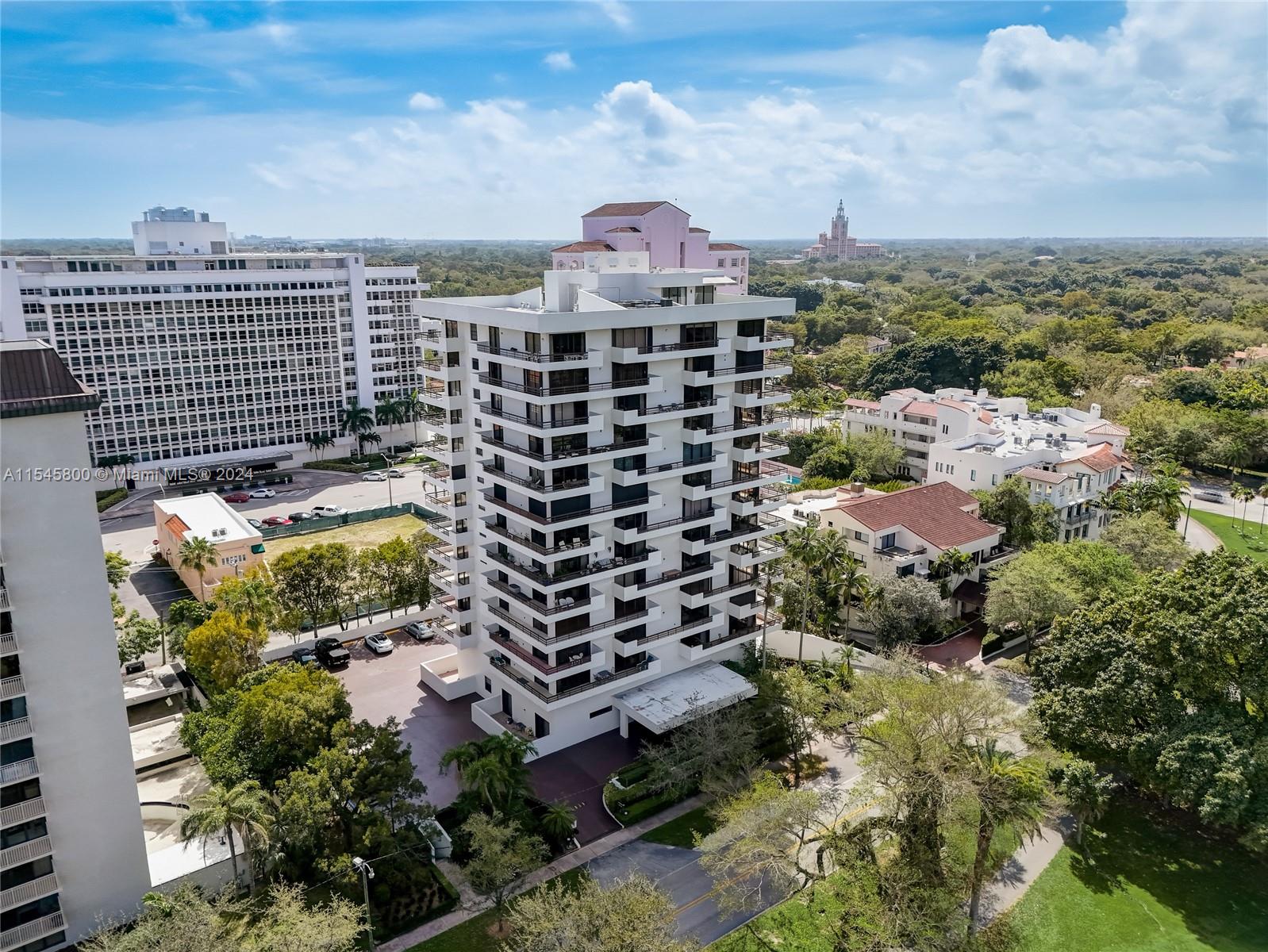 720 Coral Way PH14P, Coral Gables, Florida 33134, 1 Bedroom Bedrooms, ,1 BathroomBathrooms,Residential,For Sale,720 Coral Way PH14P,A11545800