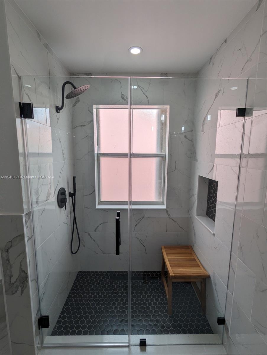 3745 Amalfi Dr, Hollywood, Florida 33021, 3 Bedrooms Bedrooms, ,3 BathroomsBathrooms,Residentiallease,For Rent,3745 Amalfi Dr,A11545791