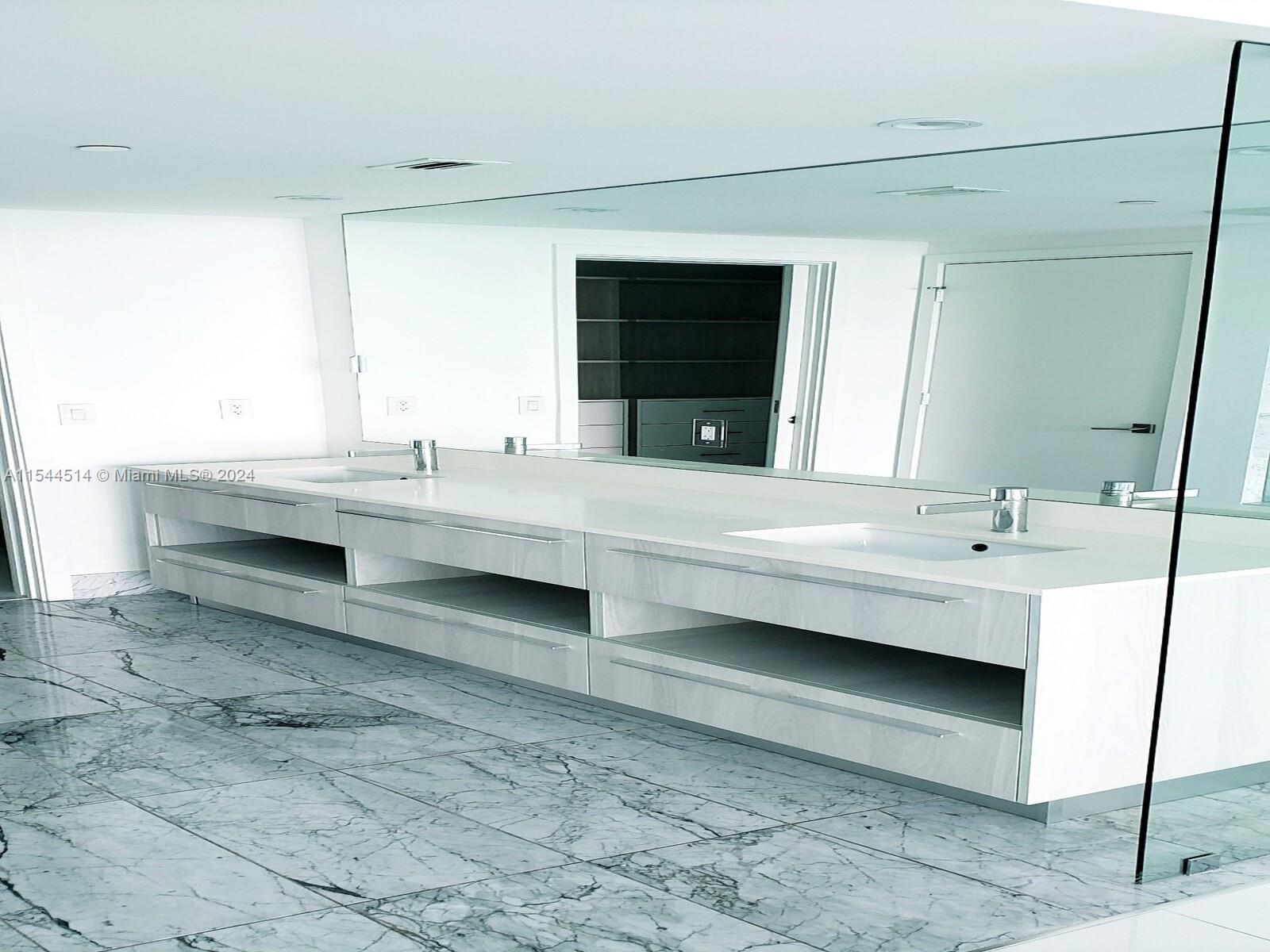 3131 NE 7th Ave 2804, Miami, Florida 33137, 3 Bedrooms Bedrooms, ,3 BathroomsBathrooms,Residential,For Sale,3131 NE 7th Ave 2804,A11544514