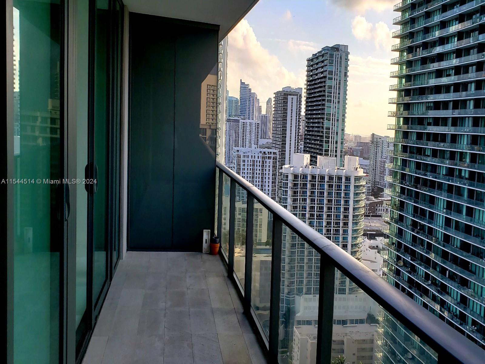 3131 NE 7th Ave 2804, Miami, Florida 33137, 3 Bedrooms Bedrooms, ,3 BathroomsBathrooms,Residential,For Sale,3131 NE 7th Ave 2804,A11544514