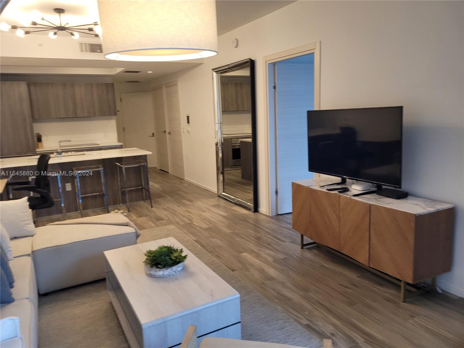 801 S Miami Ave 1008, Miami, Florida 33130, 1 Bedroom Bedrooms, ,2 BathroomsBathrooms,Residentiallease,For Rent,801 S Miami Ave 1008,A11545860