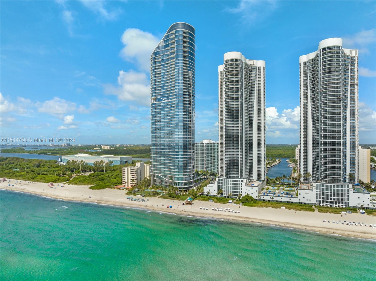 15701 Collins Ave, Sunny Isles Beach, FL, 33160 United States, 3 Bedrooms Bedrooms, ,4 BathroomsBathrooms,Residential,For Sale,Collins Ave,A11544750