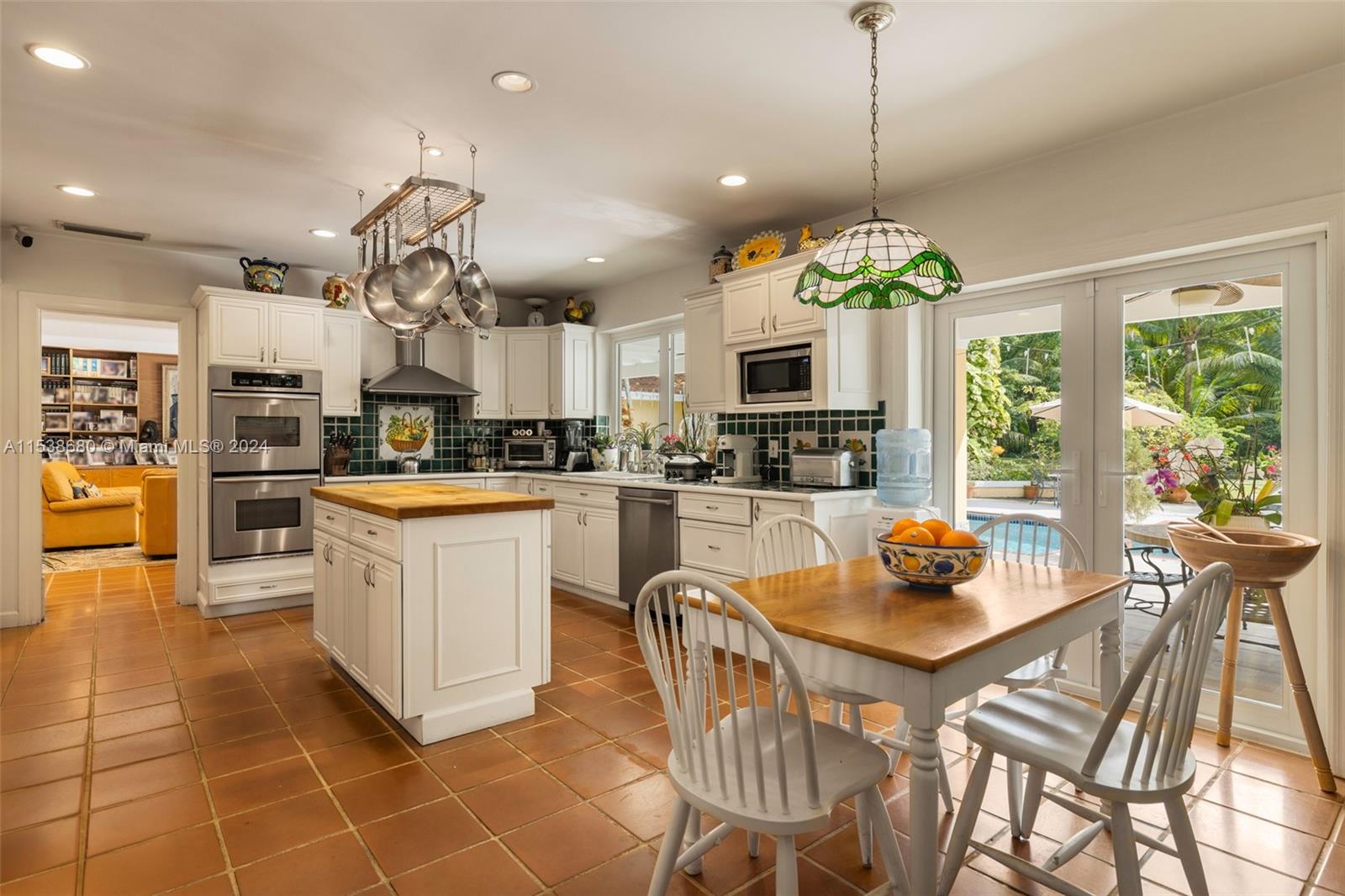 6480 114th St, Pinecrest, FL, 33156 United States, 5 Bedrooms Bedrooms, ,3 BathroomsBathrooms,Residential,For Sale,114th St,A11538680