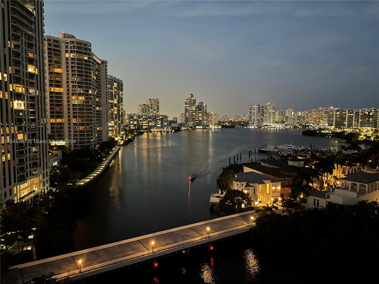 4000 Island Blvd, Aventura, FL, 33160 United States, 2 Bedrooms Bedrooms, ,2 BathroomsBathrooms,Residential,For Sale,Island Blvd,A11545767