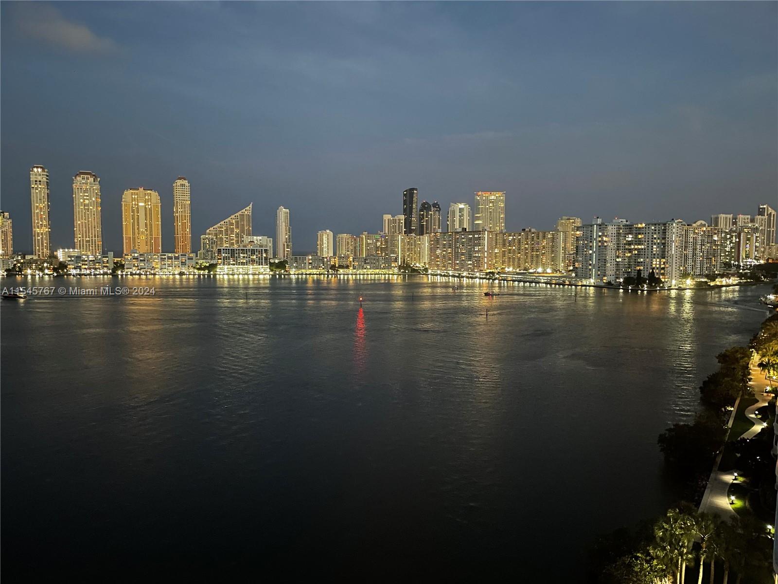4000 Island Blvd, Aventura, FL, 33160 United States, 2 Bedrooms Bedrooms, ,2 BathroomsBathrooms,Residential,For Sale,Island Blvd,A11545767