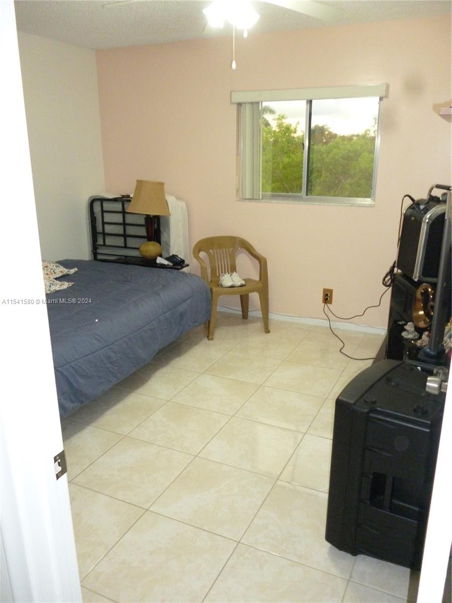 1351 125th Ave, Pembroke Pines, FL, 33027 United States, 2 Bedrooms Bedrooms, ,2 BathroomsBathrooms,Residential,For Sale,125th Ave,A11541580