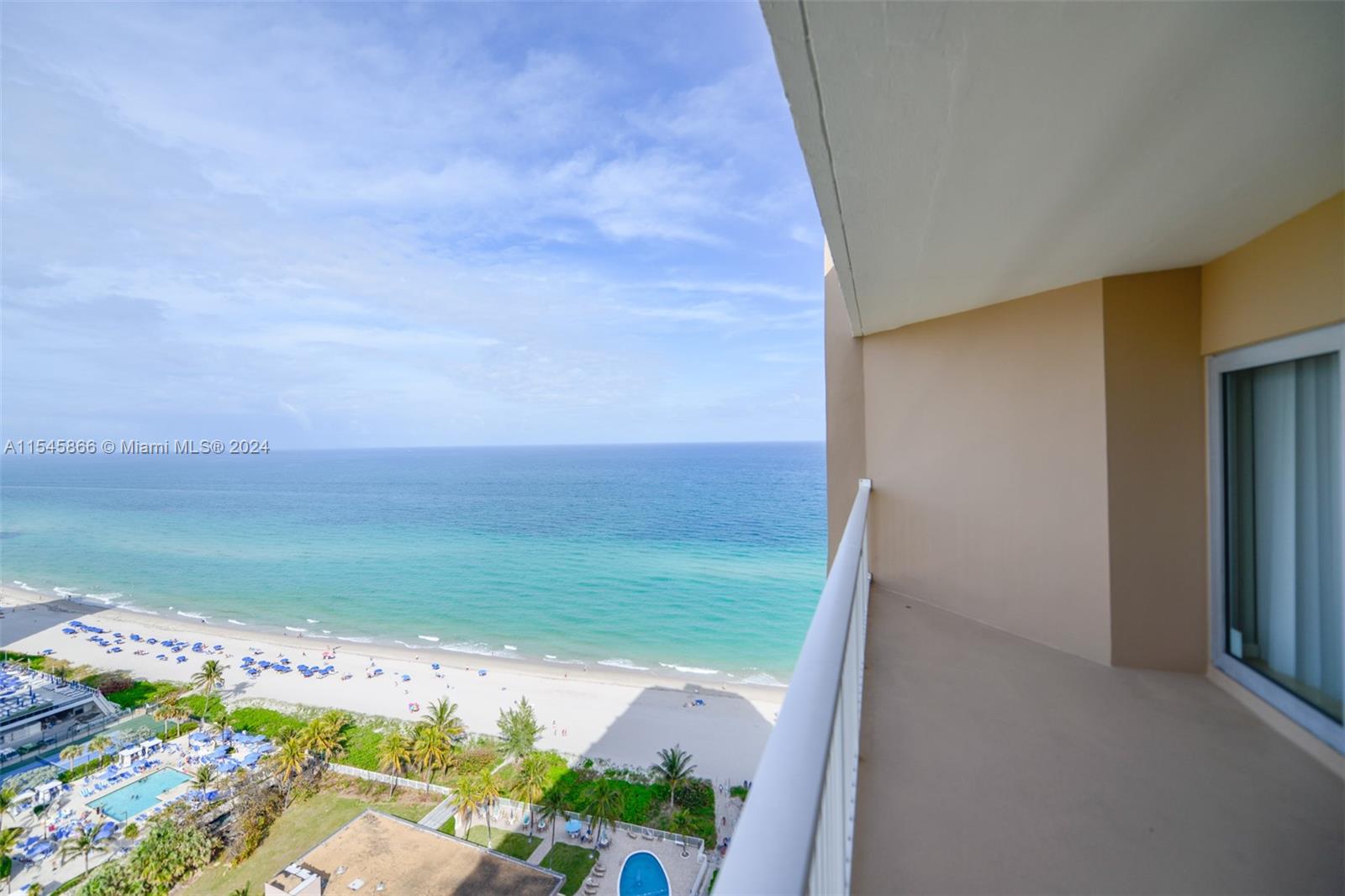 1950 S Ocean Dr PHB, Hallandale Beach, Florida 33009, 1 Bedroom Bedrooms, ,1 BathroomBathrooms,Residentiallease,For Rent,1950 S Ocean Dr PHB,A11545866