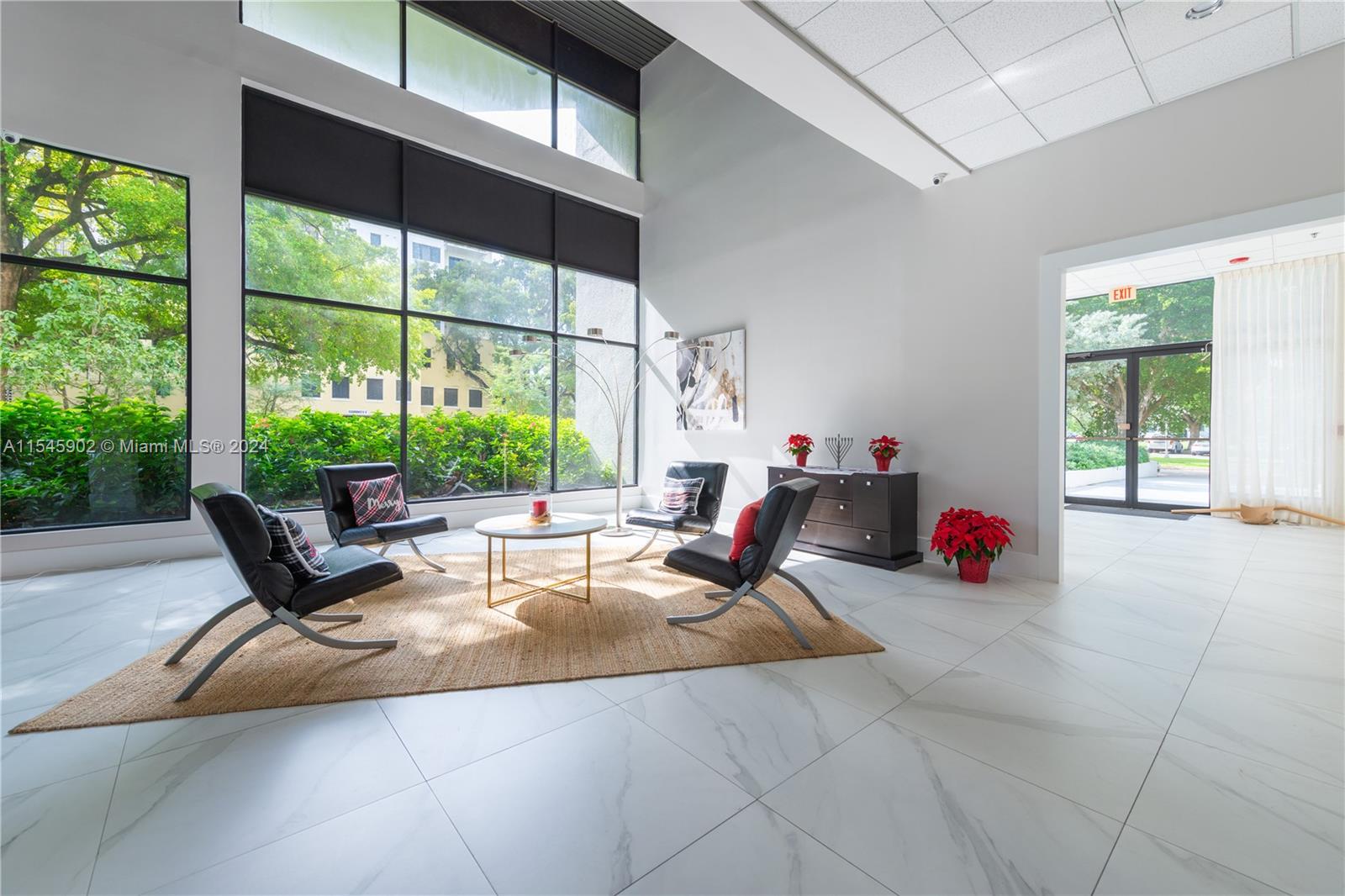 911 E Ponce De Leon Blvd 1401, Coral Gables, Florida 33134, 2 Bedrooms Bedrooms, ,2 BathroomsBathrooms,Residentiallease,For Rent,911 E Ponce De Leon Blvd 1401,A11545902