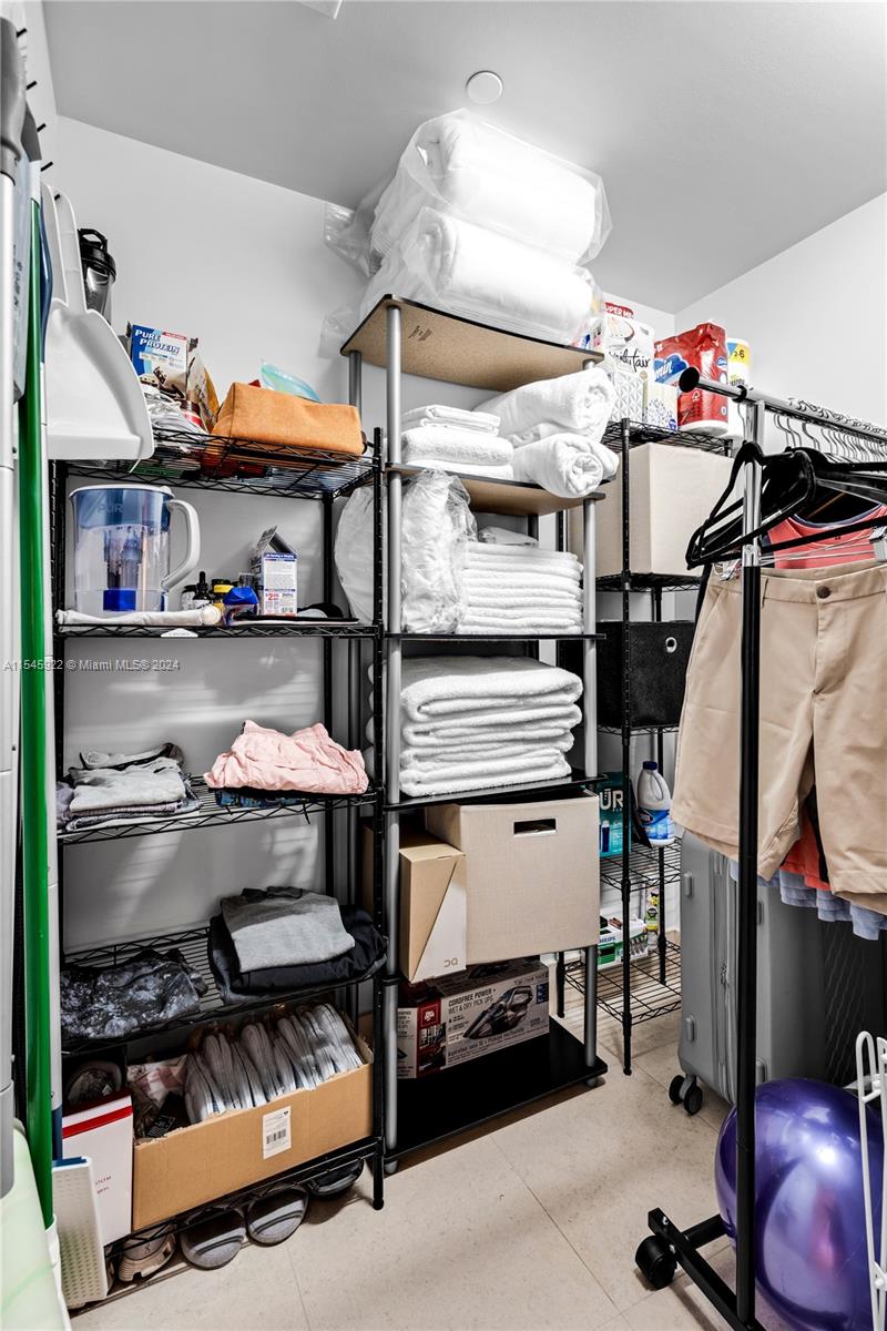 6801 Collins Ave 417, Miami Beach, Florida 33141, 1 Bedroom Bedrooms, ,1 BathroomBathrooms,Residentiallease,For Rent,6801 Collins Ave 417,A11545922