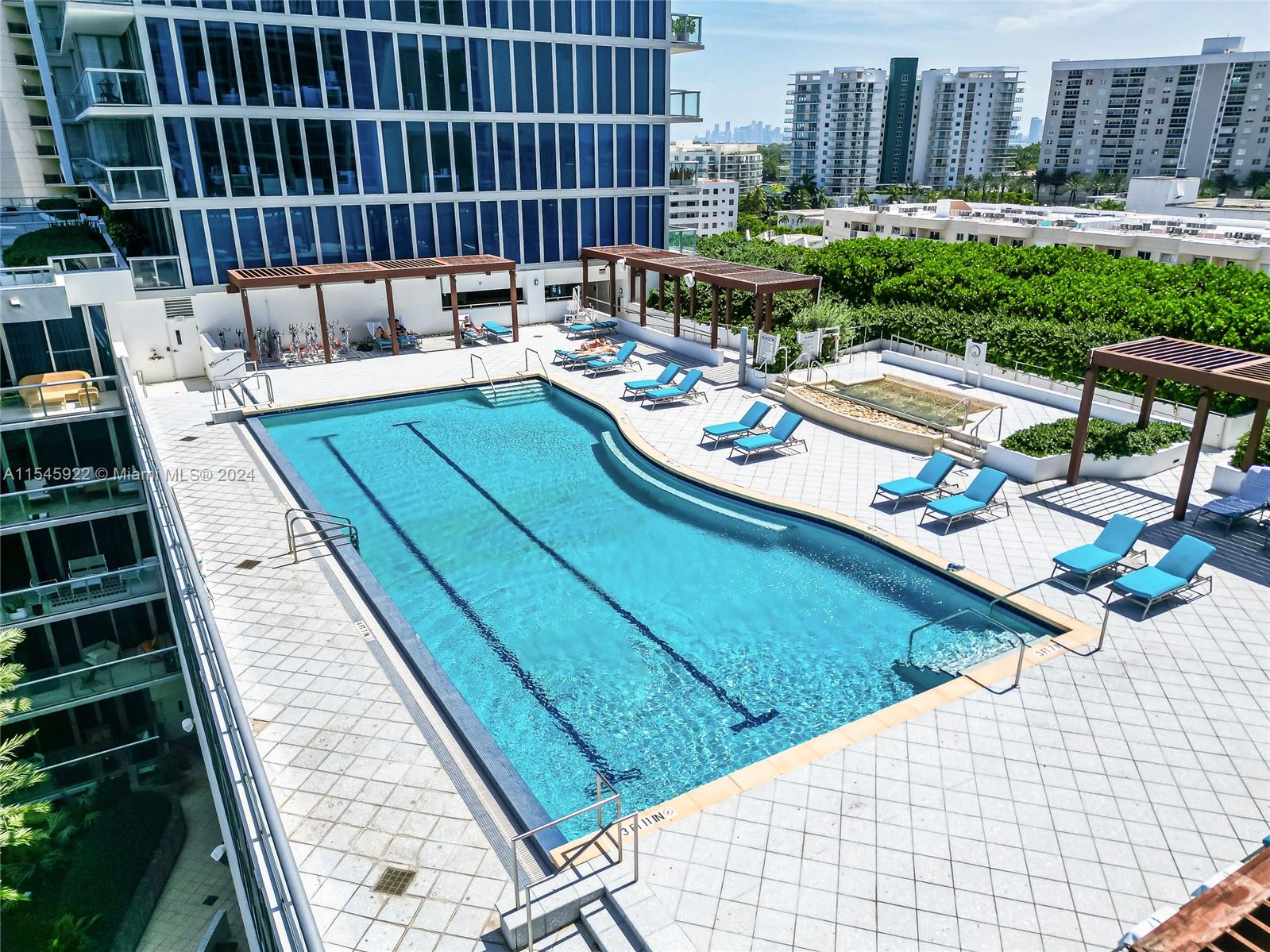 6801 Collins Ave 417, Miami Beach, Florida 33141, 1 Bedroom Bedrooms, ,1 BathroomBathrooms,Residentiallease,For Rent,6801 Collins Ave 417,A11545922