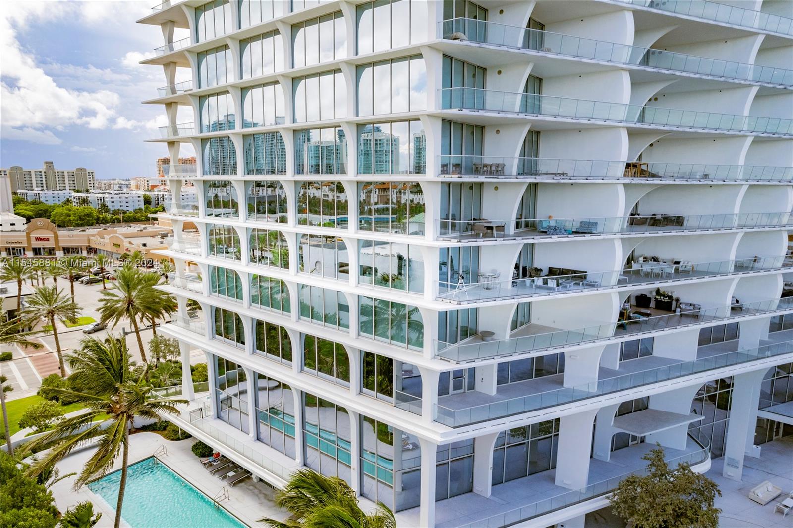 16901 Collins Ave, Sunny Isles Beach, FL, 33160 United States, 4 Bedrooms Bedrooms, ,5 BathroomsBathrooms,Residential,For Sale,Collins Ave,A11545881