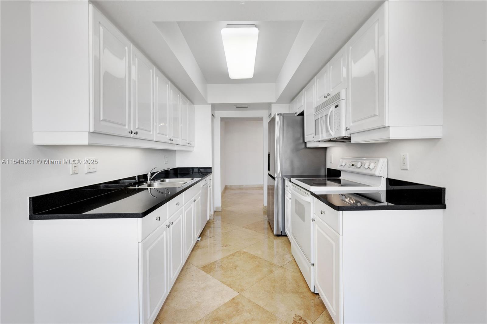 21055 Yacht Club Dr, Aventura, FL, 33180 United States, 2 Bedrooms Bedrooms, ,2 BathroomsBathrooms,Residential,For Sale,Yacht Club Dr,A11545931