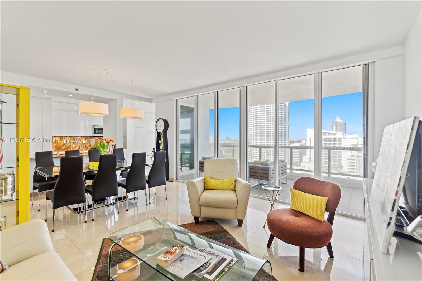 4201 Collins Ave 2002, Miami Beach, Florida 33140, 2 Bedrooms Bedrooms, ,2 BathroomsBathrooms,Residentiallease,For Rent,4201 Collins Ave 2002,A11543715