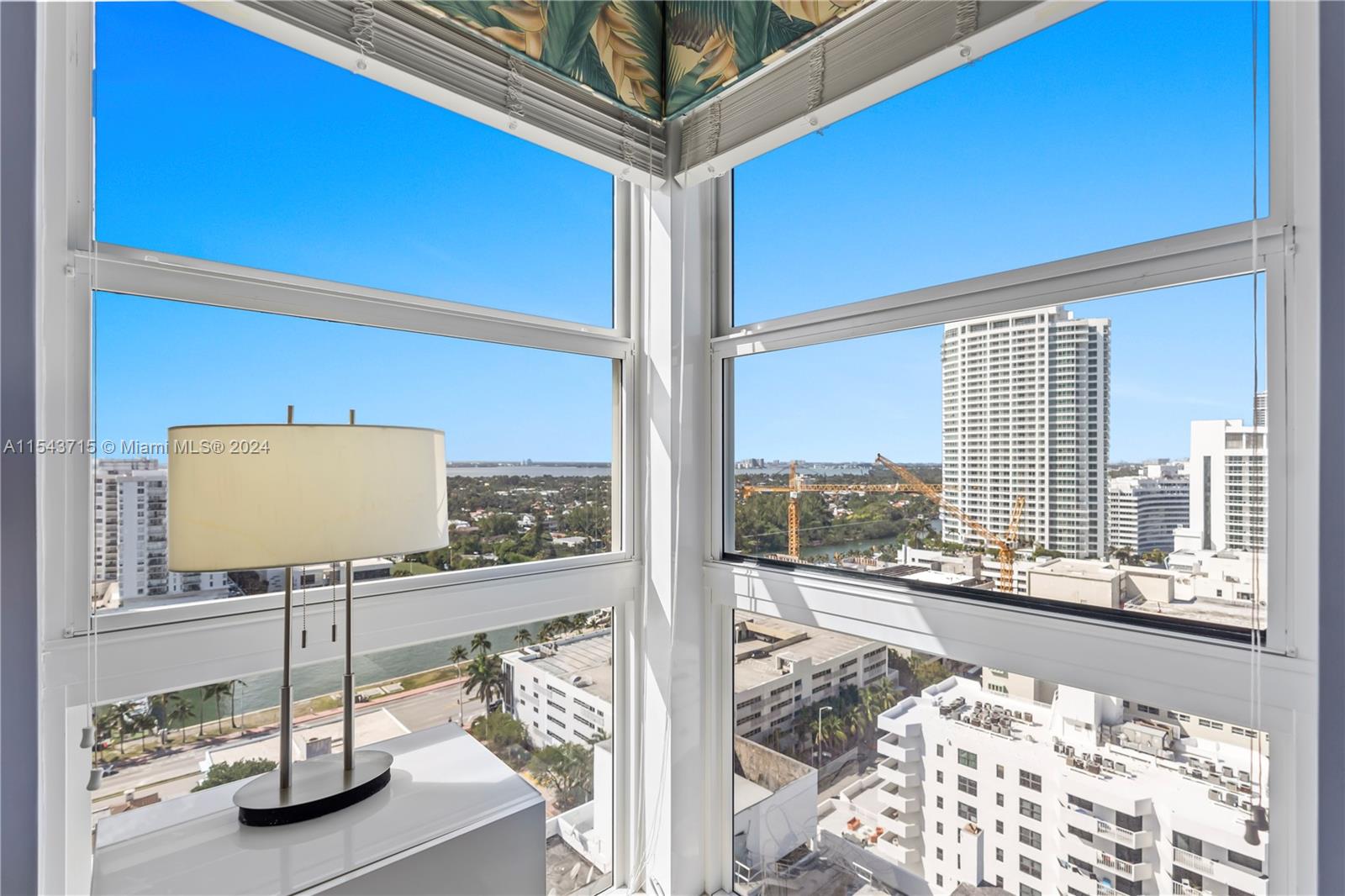 4201 Collins Ave 2002, Miami Beach, Florida 33140, 2 Bedrooms Bedrooms, ,2 BathroomsBathrooms,Residentiallease,For Rent,4201 Collins Ave 2002,A11543715