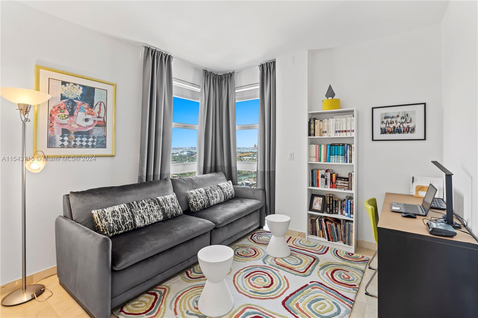 4201 Collins Ave 2002, Miami Beach, Florida 33140, 2 Bedrooms Bedrooms, ,2 BathroomsBathrooms,Residentiallease,For Rent,4201 Collins Ave 2002,A11543715