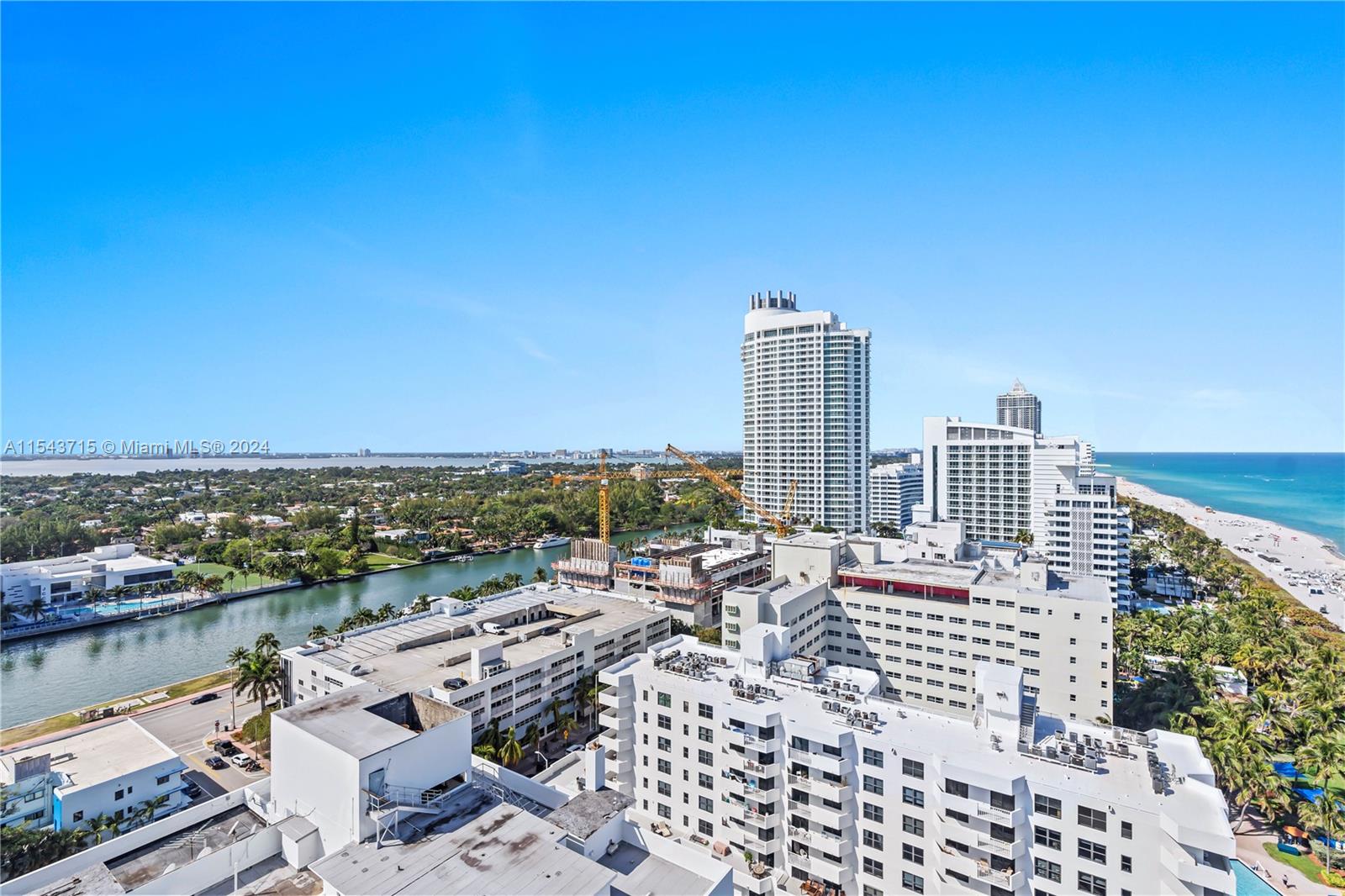 4201 Collins Ave 2002, Miami Beach, Florida 33140, 2 Bedrooms Bedrooms, ,2 BathroomsBathrooms,Residentiallease,For Rent,4201 Collins Ave 2002,A11543715