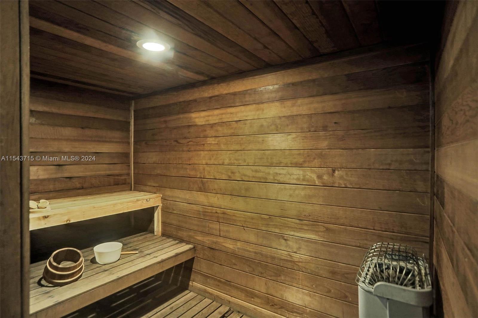 4201 Collins Ave 2002, Miami Beach, Florida 33140, 2 Bedrooms Bedrooms, ,2 BathroomsBathrooms,Residentiallease,For Rent,4201 Collins Ave 2002,A11543715