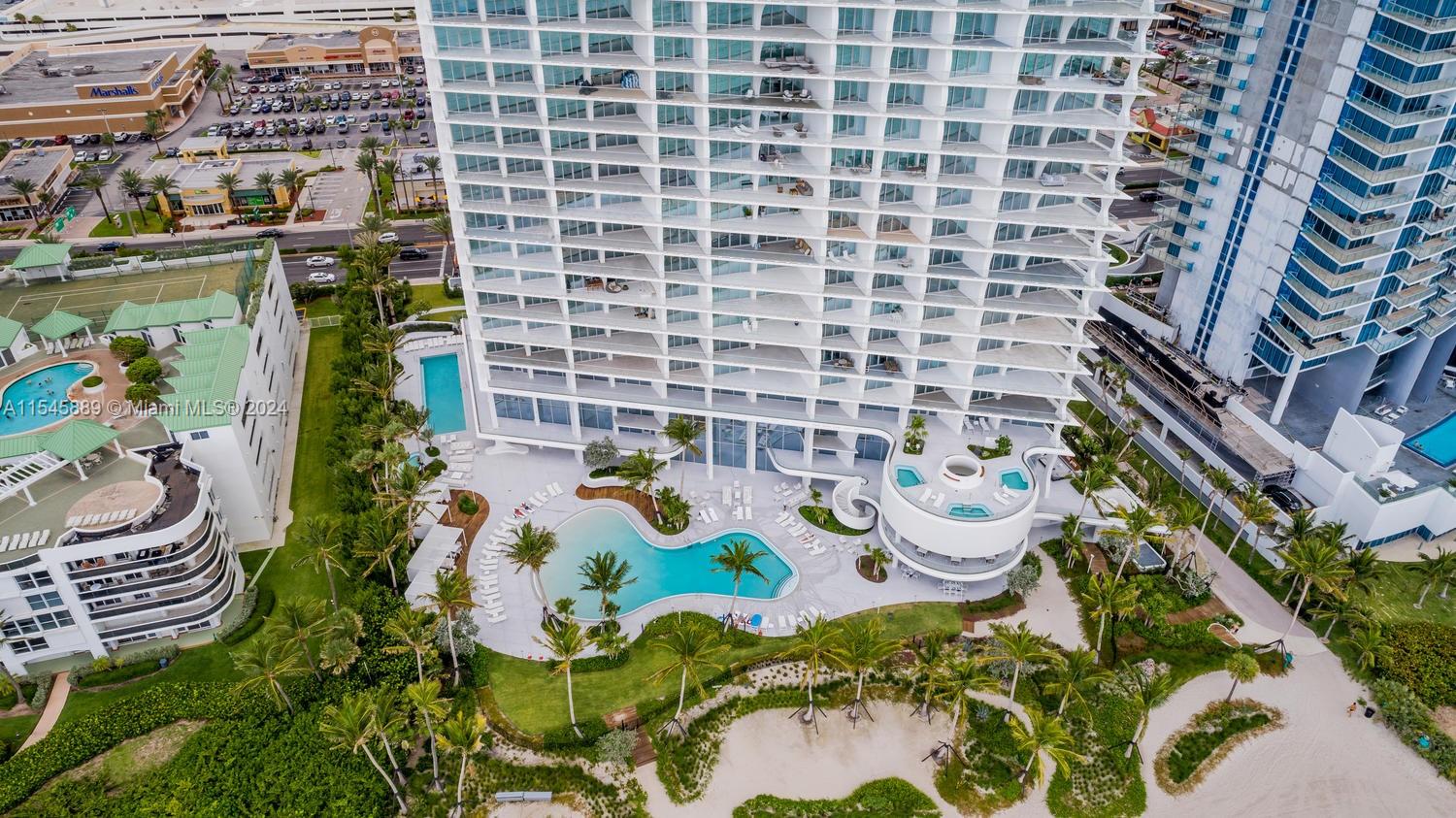 16901 Collins Ave, Sunny Isles Beach, FL, 33160 United States, 4 Bedrooms Bedrooms, ,5 BathroomsBathrooms,Residential,For Sale,Collins Ave,A11545889