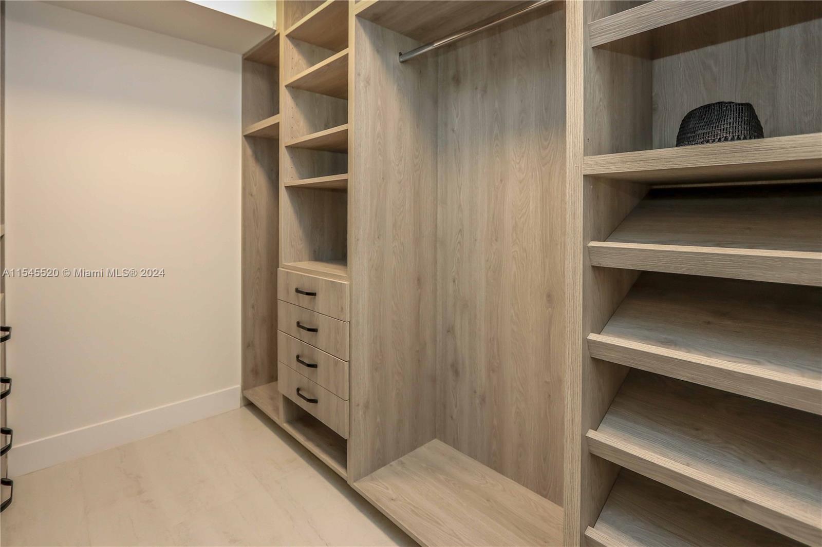 Master Bedroom Custom Closet
