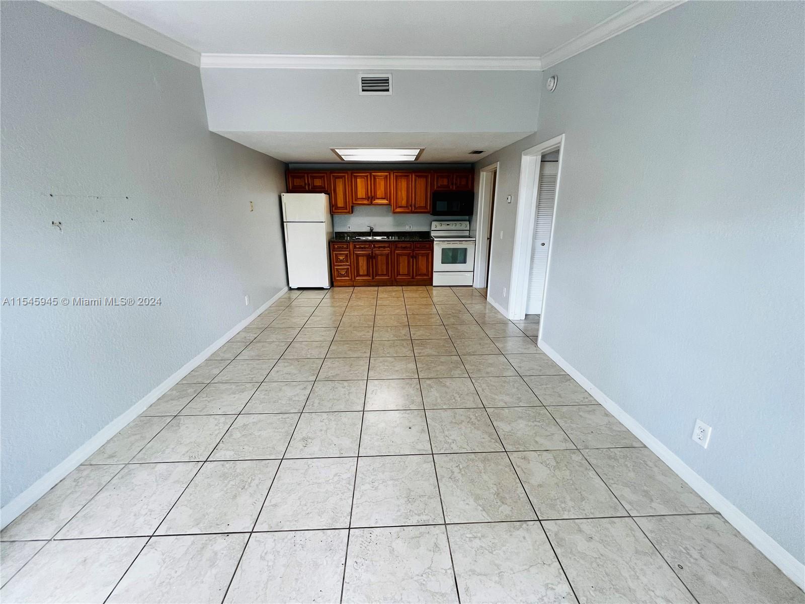 Tamarac, Florida 33321, 1 Bedroom Bedrooms, ,1 BathroomBathrooms,Residentiallease,For Rent,A11545945