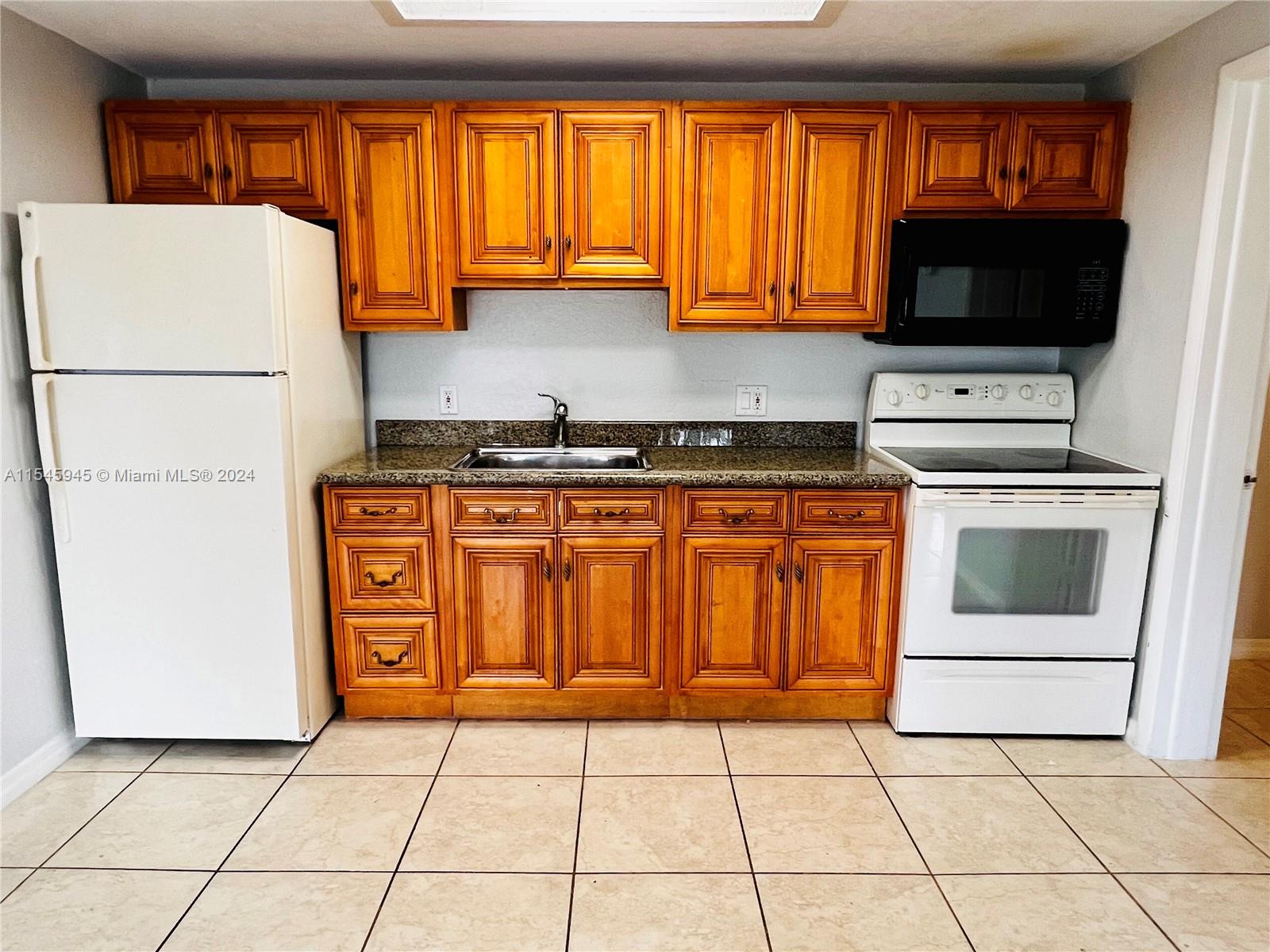 Tamarac, Florida 33321, 1 Bedroom Bedrooms, ,1 BathroomBathrooms,Residentiallease,For Rent,A11545945