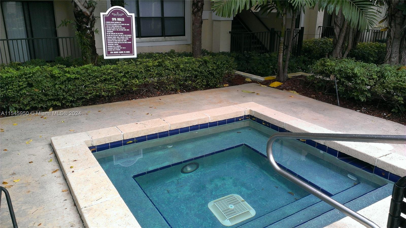 630 S Park Rd 211-3, Hollywood, Florida 33021, 1 Bedroom Bedrooms, ,1 BathroomBathrooms,Residential,For Sale,630 S Park Rd 211-3,A11545950