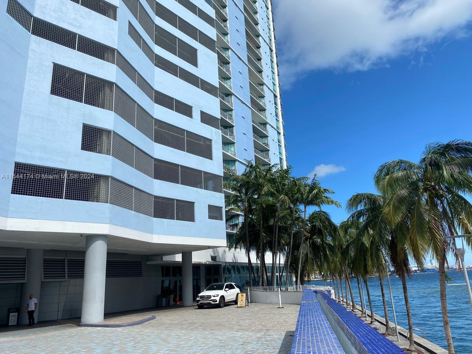 325 S Biscayne Blvd 1520, Miami, Florida 33131, ,1 BathroomBathrooms,Residential,For Sale,325 S Biscayne Blvd 1520,A11544174