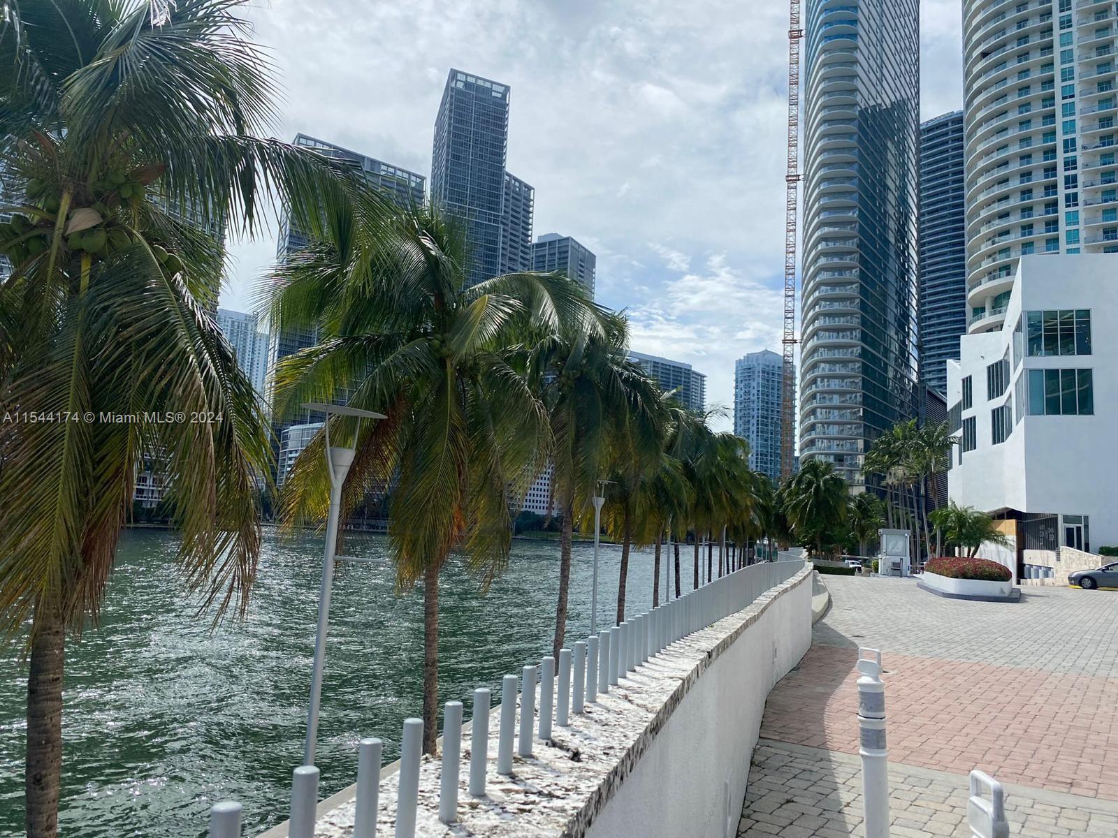 325 S Biscayne Blvd 1520, Miami, Florida 33131, ,1 BathroomBathrooms,Residential,For Sale,325 S Biscayne Blvd 1520,A11544174