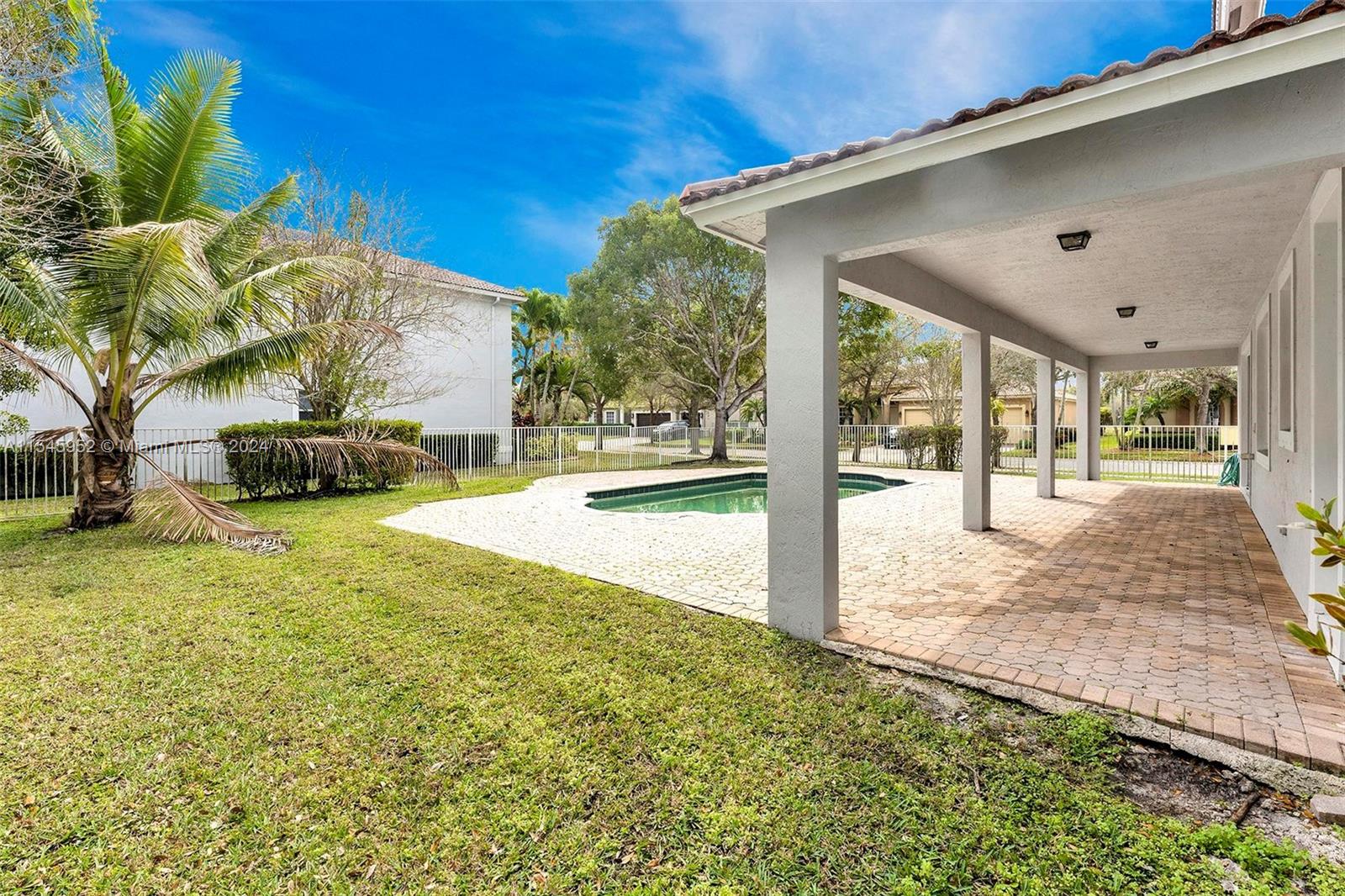 3794 Coquina Way, Weston, FL, 33332 United States, 5 Bedrooms Bedrooms, ,5 BathroomsBathrooms,Residential,For Sale,Coquina Way,A11545952