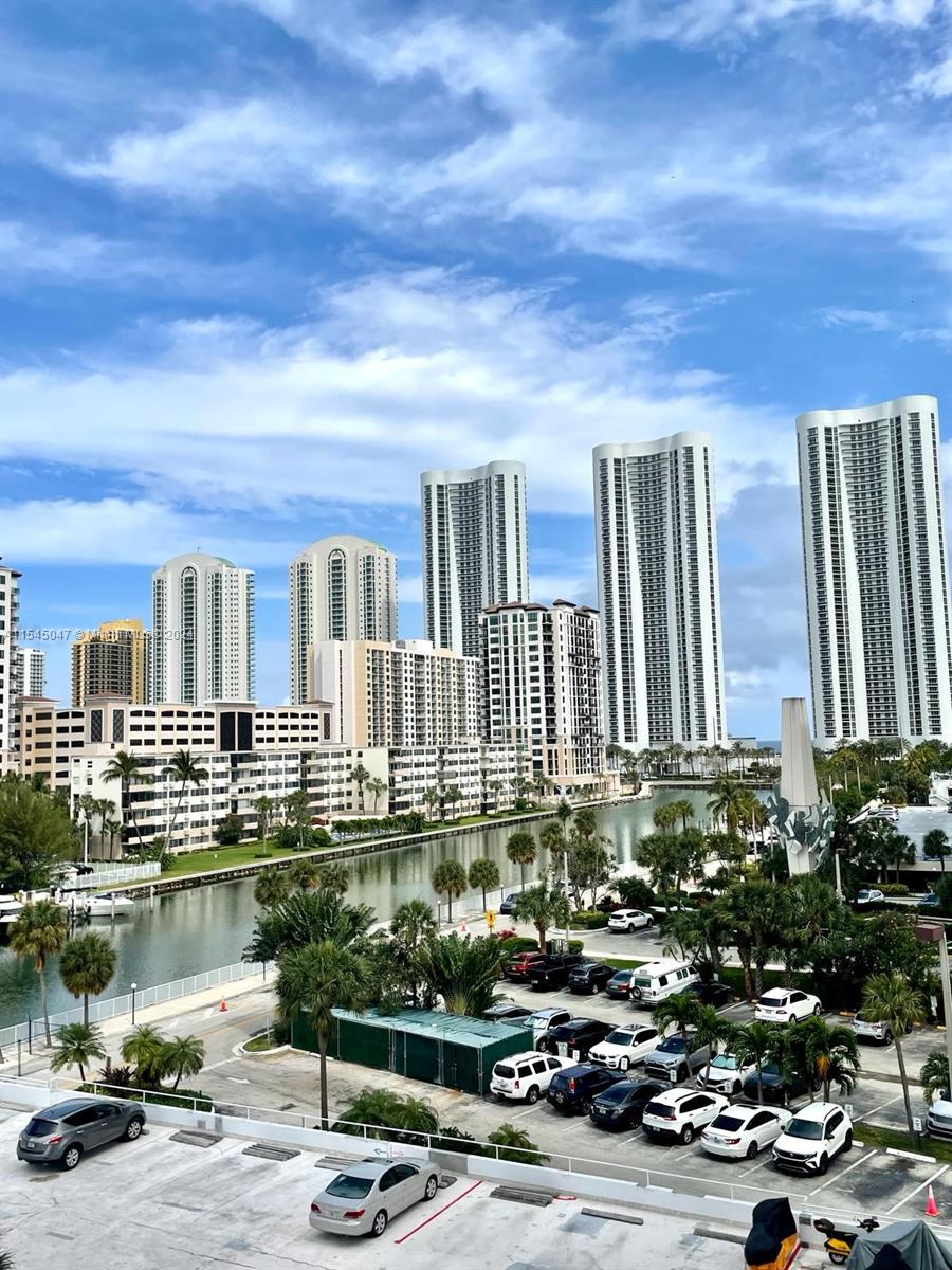 500 Bayview Dr, Sunny Isles Beach, FL, 33160 United States, 1 Bedroom Bedrooms, ,1 BathroomBathrooms,Residential,For Sale,Bayview Dr,A11545047